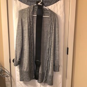 Long grey sweater with belt